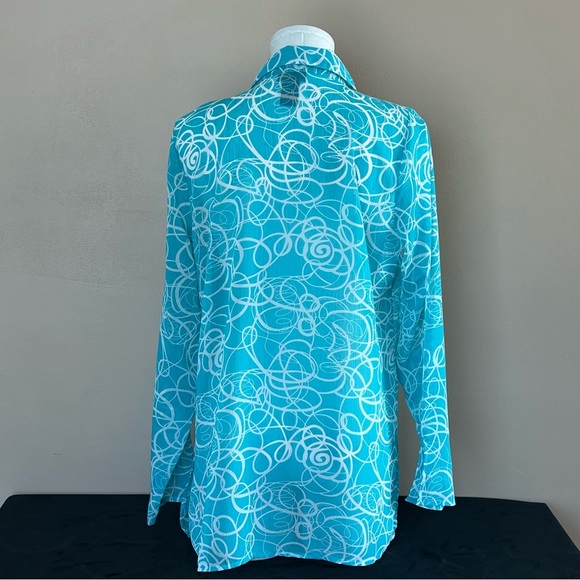 Blue and White Notched Collar Long Sleeve Button Down Shirt - Picture 6 of 10